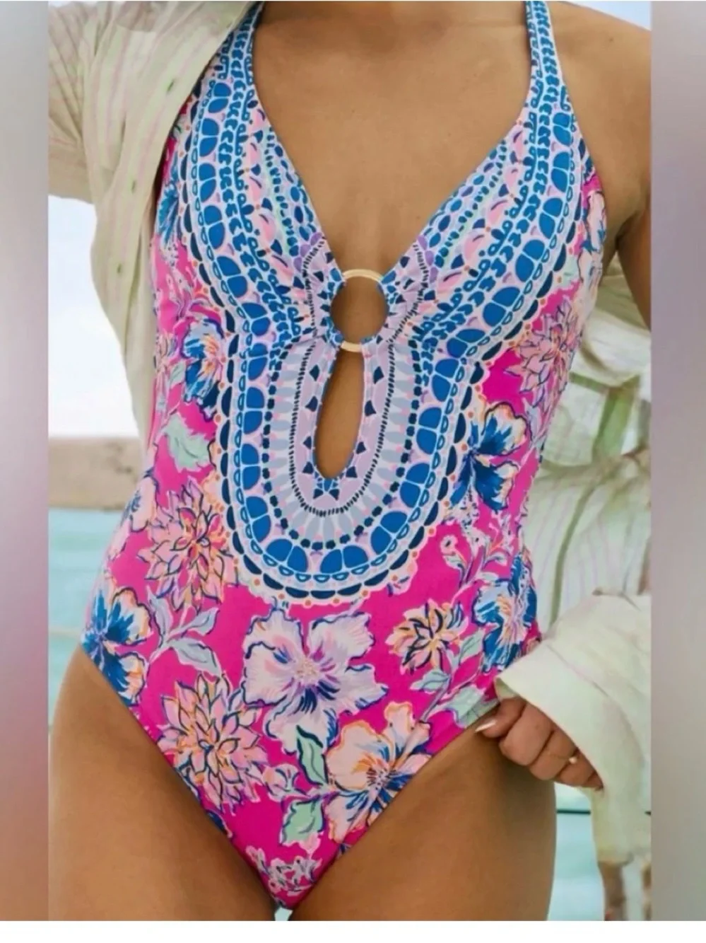 Lilly Pulitzer Ester Swimsuit Gently used!! Size 8 - Picture 2 of 7